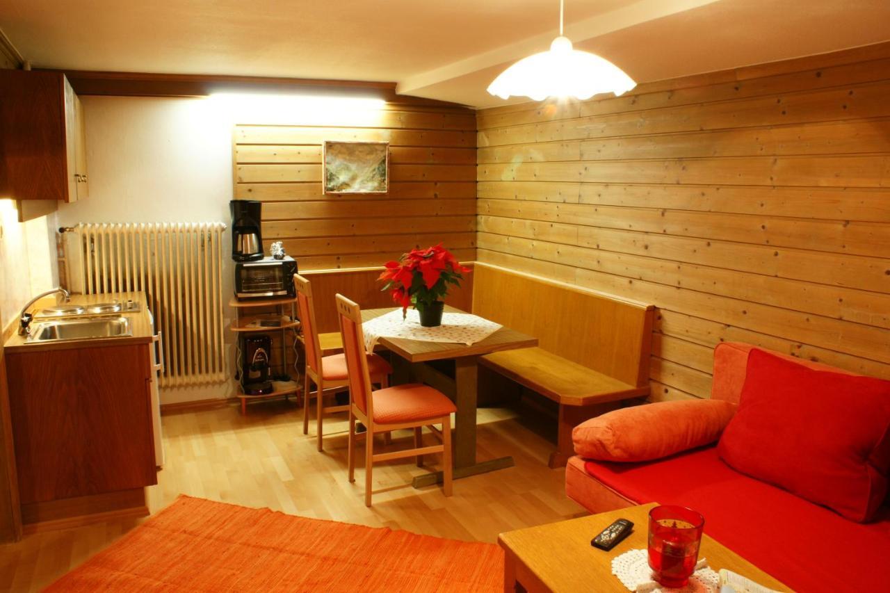 Appartement Schmiedhof زيل أم سي الغرفة الصورة